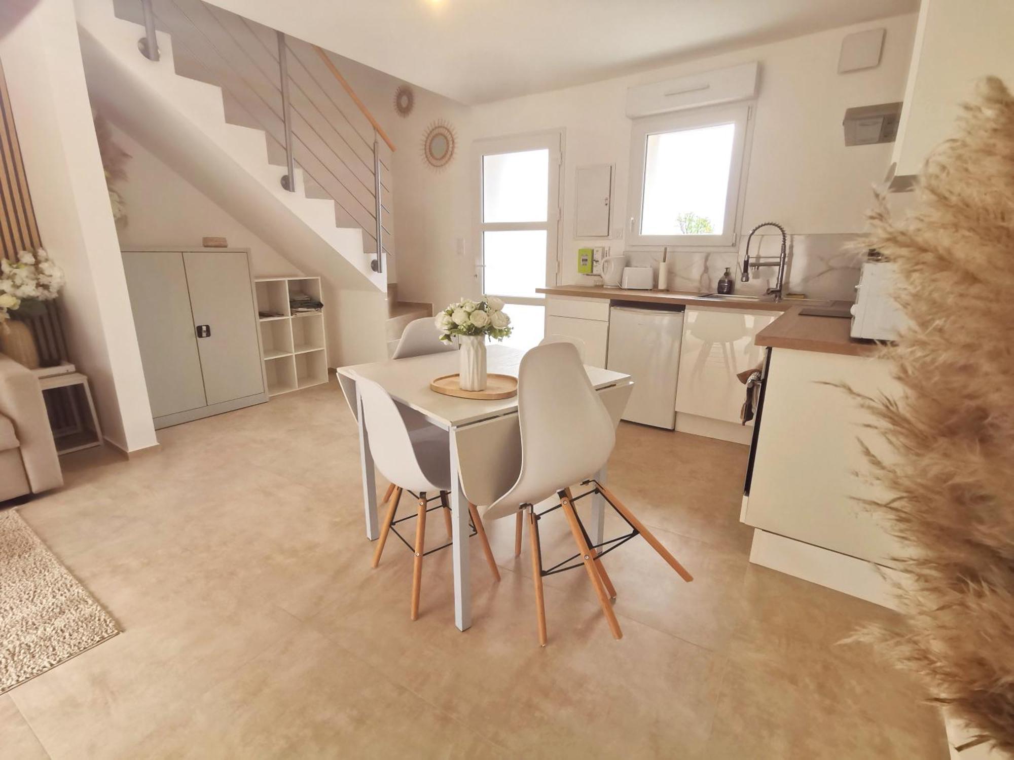 Magnifique Duplex Neuf Parking Et Terrasse Apartment Дол Екстериор снимка